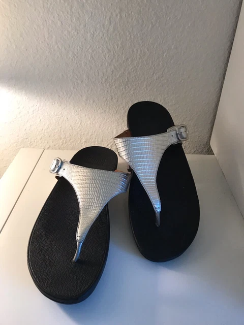 FitFlop The Skinny Silver Reptile Thong Flip Flops Sandals Womens Size 10