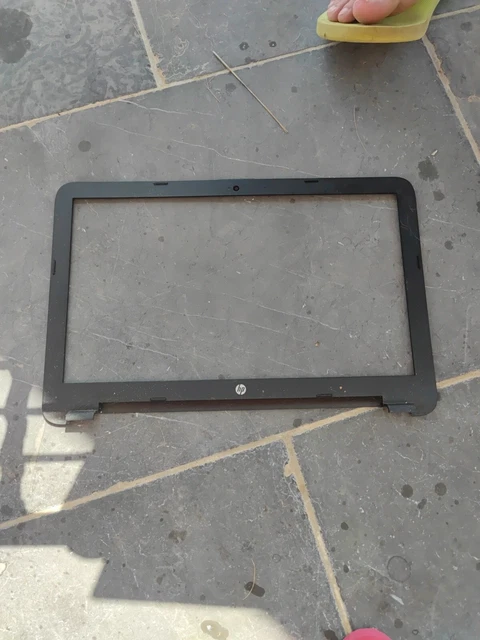 Plasturgie d'écran Aluminium gris pour HP DV7-6