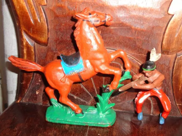 DDR Indianer  Pferd mit Reiter und Gewehr   alt   Lisanto  Hopf   Bayer  Ari
