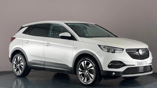2018 Vauxhall Grandland X 1.6 Turbo D Sport Nav 5dr Auto Hatchback diesel Automa