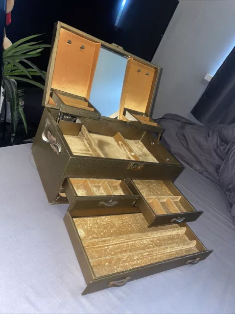 Art Deco Vintage 1920’s Gold Faux Leather Jewellery Box Music Box With Drawers✅