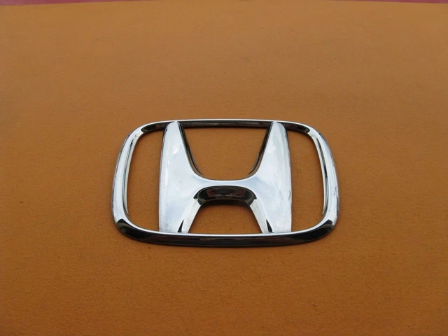10 11 2010 2011 Honda Crv Cr-V Front Grille Emblem Logo Badge Sign Used A38136