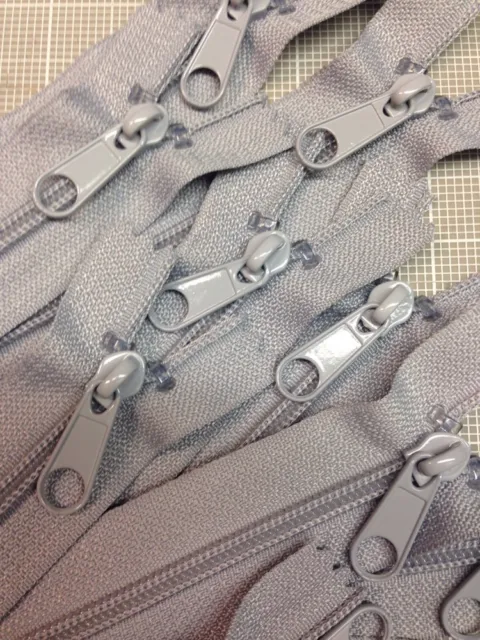 WHOLESALE LOT OF 10 LONG PULL HANDBAG ZIPPERS 14" Gray #4 (5.1mm) Nylon