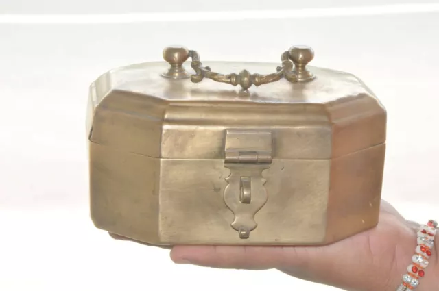 Vintage Brass Handcrafted Solid 5 Compartment Betel Nut Box