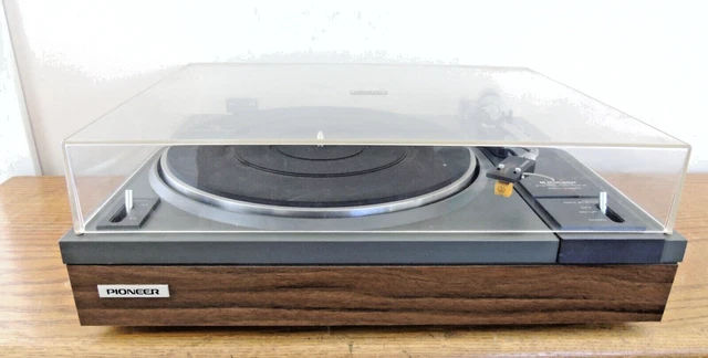 Pioneer Pl-112D Belt Drive Turntable  - Audio Technica Cartridge -- Serviced --