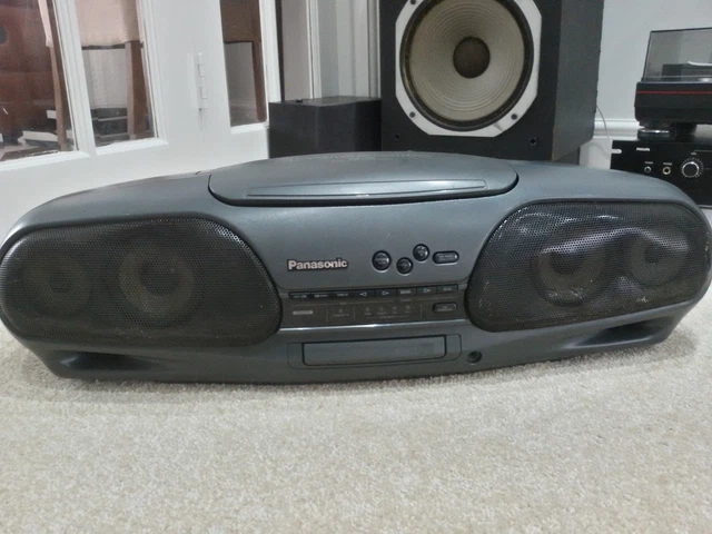 ラジオ・コンポ Panasonic Bi-AMP 4-DRIVE PANASONIC RX-DT707 BI-AMP 4-DRIVE PORTABLE STEREO CD BOOMBOX
