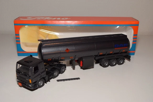 Tekno 1/50 - Daf 95 Semi-remorque Citerne Nedlloyd Road Cargo (sans Boîte)