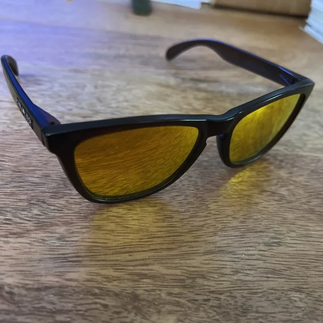 Oakley Frogskins  Rootbeer With Polorized