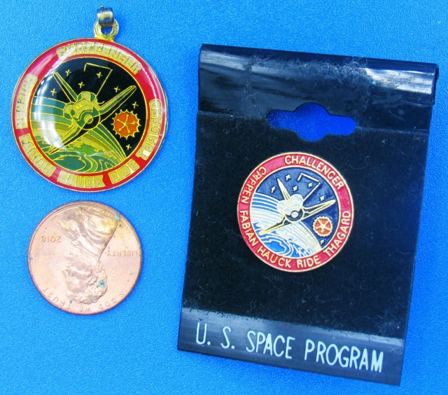 PIN & Pendant / Charm Pair  NASA Space Shuttle STS-7 CHALLENGER Sally Ride