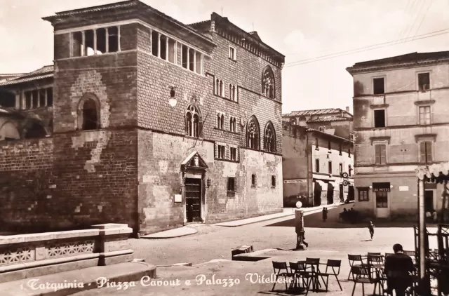 Cartolina - Tarquinia ( Viterbo ) - Piazza Cavour e Palazzo Vitelleschi - 1954