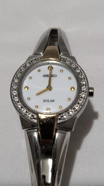 SEIKO SOLAR WOMEN S Watch Silver Mother of Pearl Gemmed Bezel V114 0AF0 35.00 PicClick