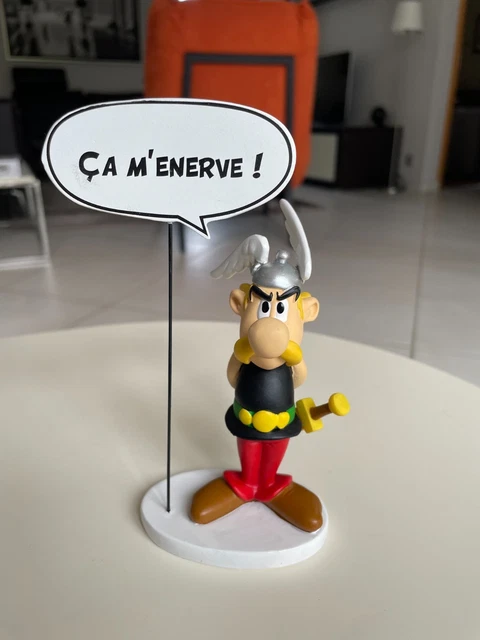 ANCIENNE FIGURINE PVC Plastique Asterix * Obelix Mains Dans Le Dos EUR