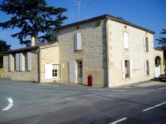 Belle maison en pierre