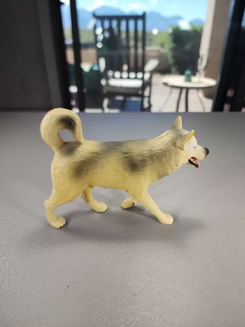 Safari Barking Akita Dog w/ Curled Tail Toy Figure Like Schleich New Battery 7"