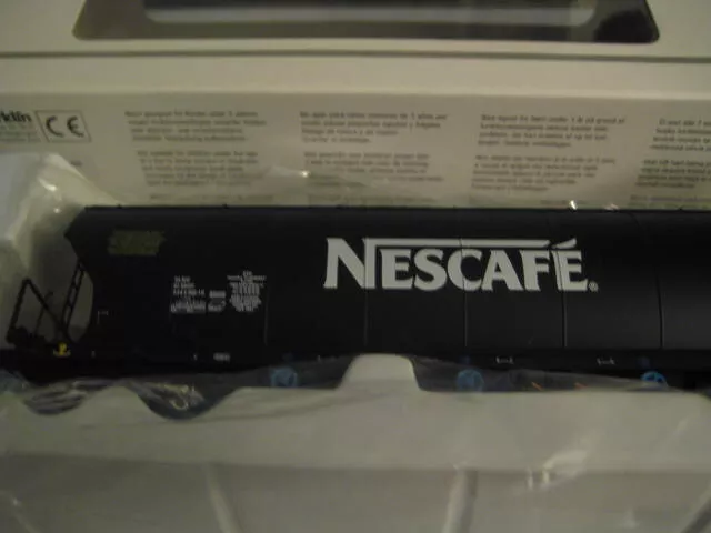 Marklin H0 46325 SNCF NESCAFE High Capacity Grain Hopper Car in its original box 3