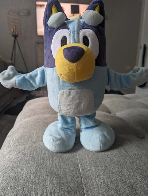 BLUEY DANCE & Play Talking Dancing Animated Toy Plush Featuring Songs ...