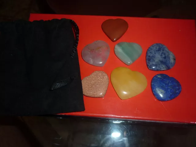 cristalloterapia SET 7 CUORE CHAKRA mano pietra massaggio ametista diaspro lapis