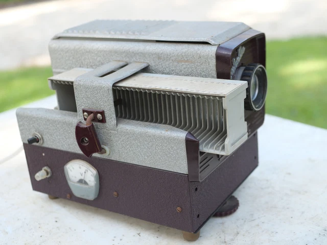 Ancien projecteur de diapositives Argus 300 en état de marche, objectif Anastigmat f3.5 4 pouces. | eBay
