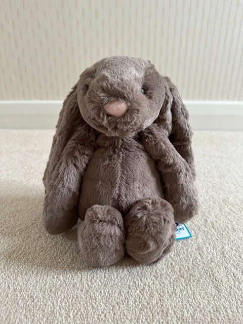JELLYCAT I AM BASHFUL TRUFFLE BUNNY MEDIUM main image 1