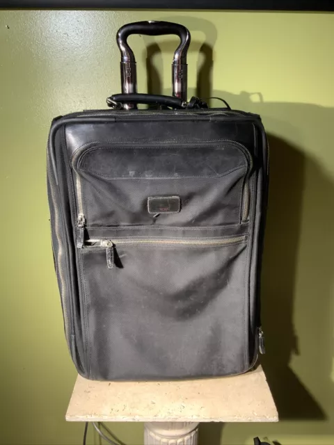 Tumi Black International Rolling CarryOn Expandable Suitcase Leather Nylon 24021