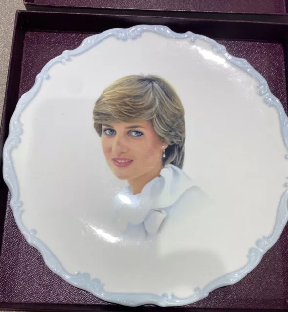 Royal Albert Bone China Lady Diana Spencer Royal Wedding Collectors Plate 1981