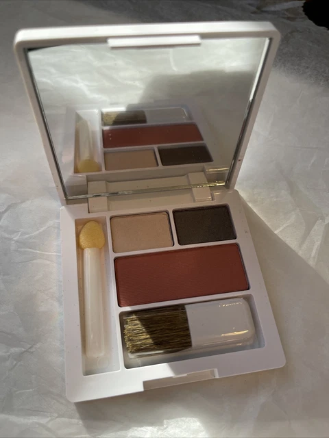 Paleta de figuras ruborizantes en polvo territorio neutro Clinique Eye Shadow Duo