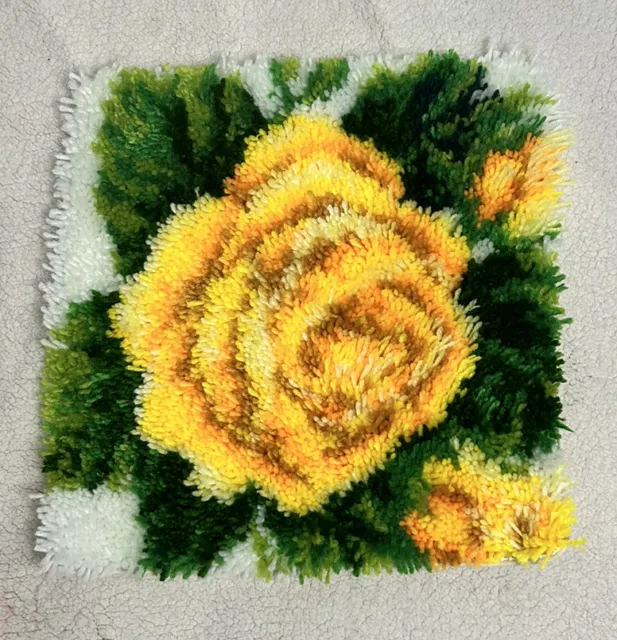 Funda de almohada vintage con gancho con pestillo 16x16 amarilla y verde con cierre con cremallera floral