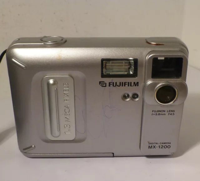 FUJIFILM MX-1200 Digital Camera , 1.2 meg circa 1999 , FULLY WORKING   (068)