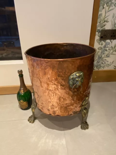 Large Vintage/Antique Hammered Copper Log/Coal Bucket Store Planter on Claw Feet