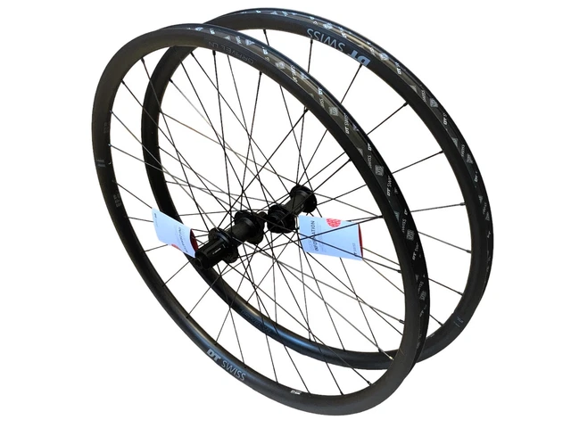 DT-Swiss Laufradsatz 28" MTB/Gravel 622x24 Steckachse 12mm 110/142mm DISC