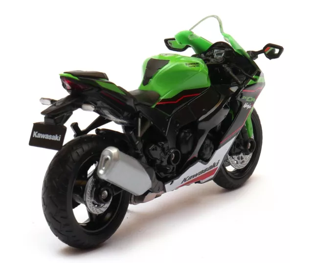 Kawasaki Ninja ZX 10R Japanese Sports Motorcycle Model Green NewToy Diecast 1:18 3