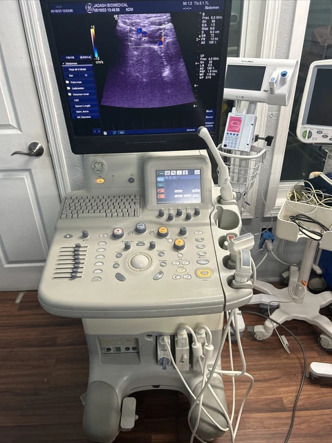 General Electric Logic 5 Expert Ultrasound Machine including 4 Probes General Electric Logic 5 Expert Ultrasound Machine including 4 Probes