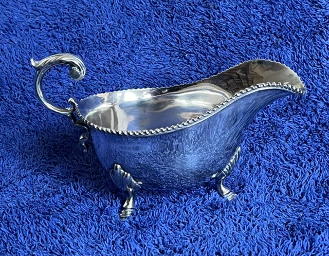 Smart Sterling Silver Sauce Boat Sheffield 1936 excellent condition good weight