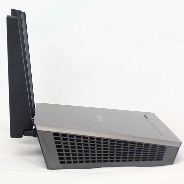 1PCS NETGEAR USED AC1900 Smart WiFi Router Model R7000