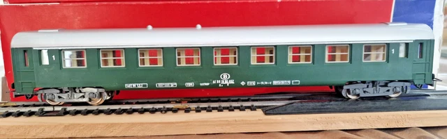 MODELS WORD 40022 Set de 2 voitures USI courte, SNCF, B10t U60, vert, marquage U EUR 219,67 - ES