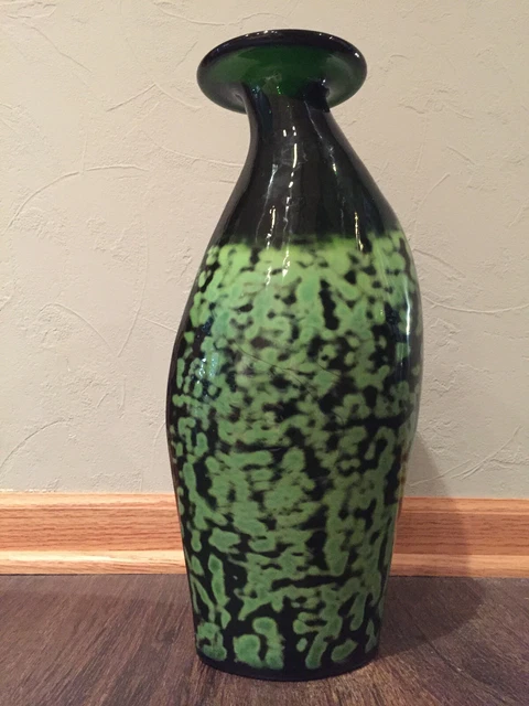 Pier 1 Green Black Large Milk Glass Hand Blown Art Glass Vase ~ INDIA  MINT RARE