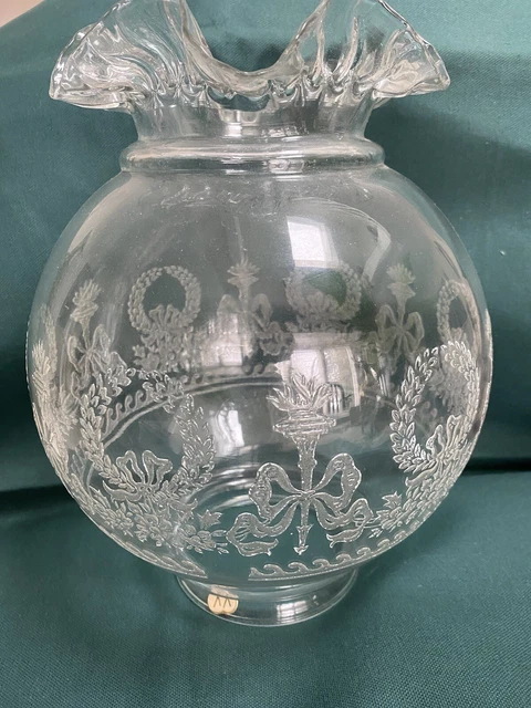 VIANNE VV Embossed Glass Globe Lamp Ruffle 8" Shade - Made in France