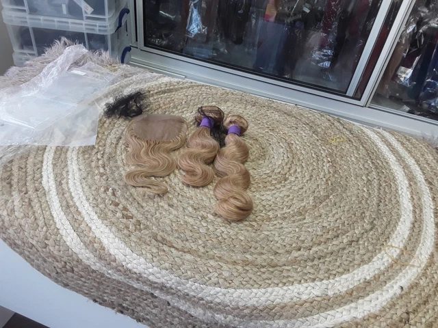 12A HONEY BLONDE 27# PERUVIAN Virgin HAIR BODY WAVE  12+14&12 SILK BASE CLOSURE