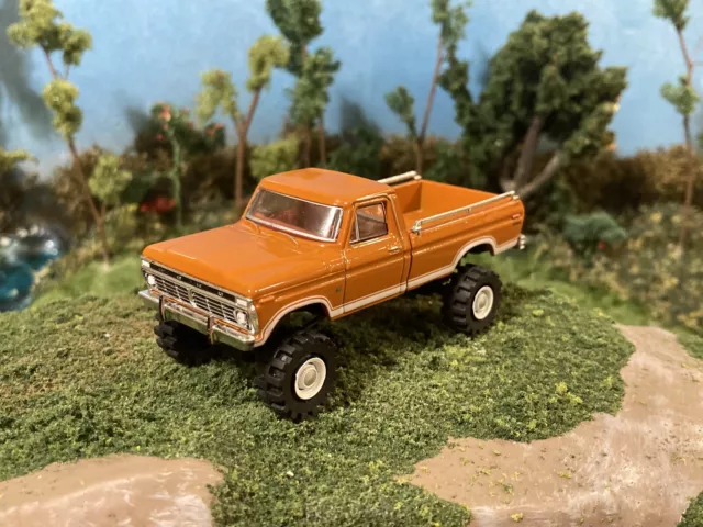 1973 Ford F-100 Lifted 4x4 Truck 1/64 Diecast Custom Off Road 4WD Raised Up F100
