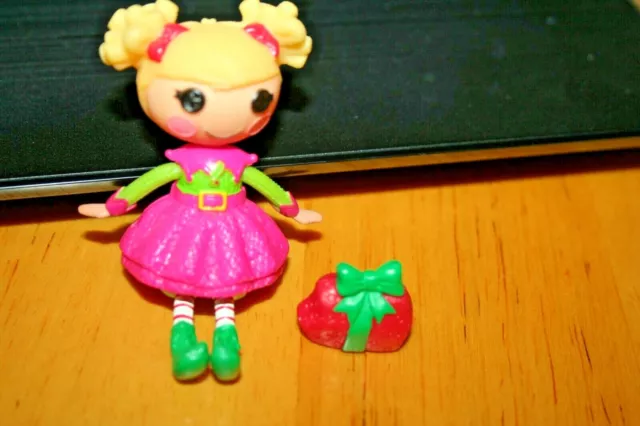 LaLaloopsy Mini Holly Sleighbells Doll Christmas Elf with Gift- Used
