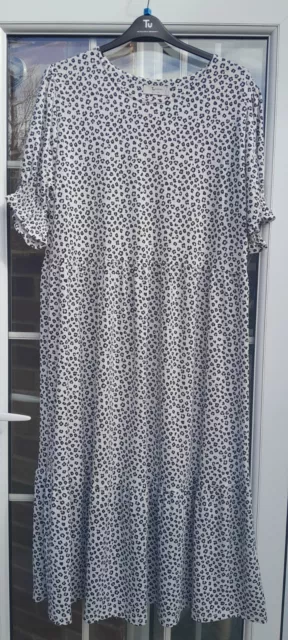 Tu Animal Print Maternity Or Not Tiered Maxi Dress Bnwt Size 20 Shirred Short...