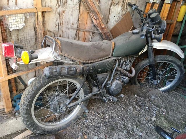 Yamaha XT 250 Restaurations Objekt