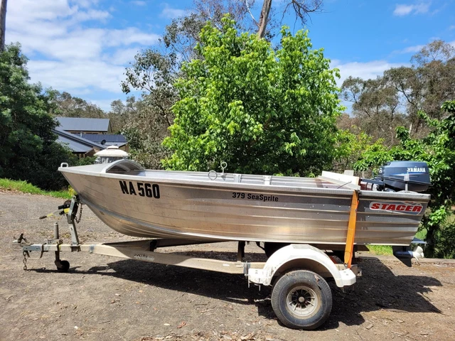 Aluminium boats used, Stacer 379 Seasprite with electric start Yamaha 25hp Aluminium boats used, Stacer 379 Seasprite with electric start Yamaha 25hp