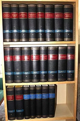 Propyläen Kunstgeschichte in 18 Bänden und 5 Supplement-Bänden.