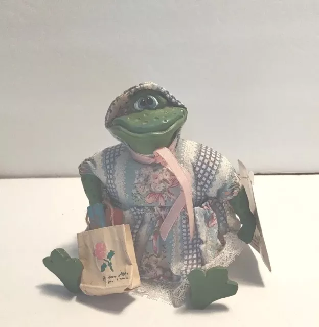 NWT Fergie Frog The Country Folks Figurine 6.5 "