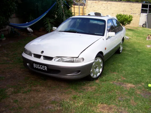 Holden Commodore Calais Vr 1994 V8 Aut0 Electric Sunroof Regret Full Sale. 3