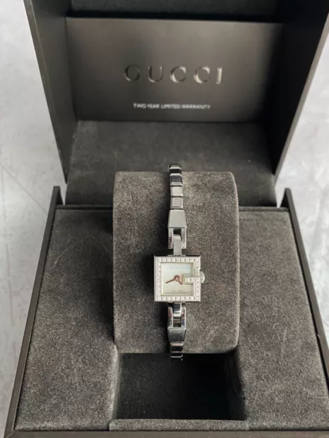 GUCCI DIAMOND BEZEL 102 Ladies Watch Mini G Logo Bracelet YA102540