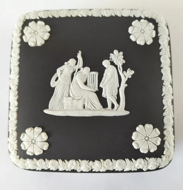 Wedgwood Carré Bibelot Boîte Noir - Groupe Avec Cage
