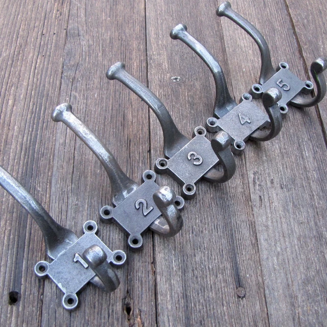 5x Antique Reproduction Cast Iron Coat / Hat Hooks