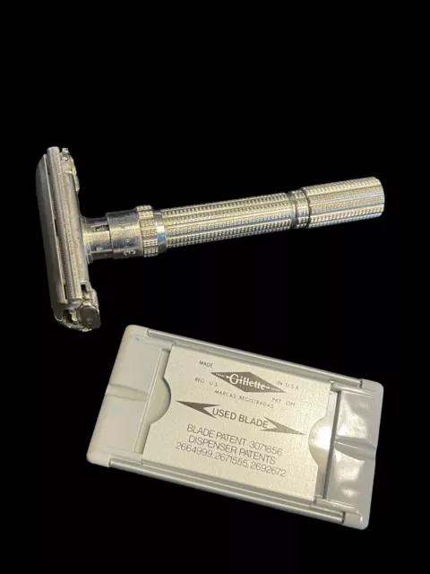 Vintage 1962 Gillette Slim Adjustable 1-9 Safety Razor Date Code H4 - With Case